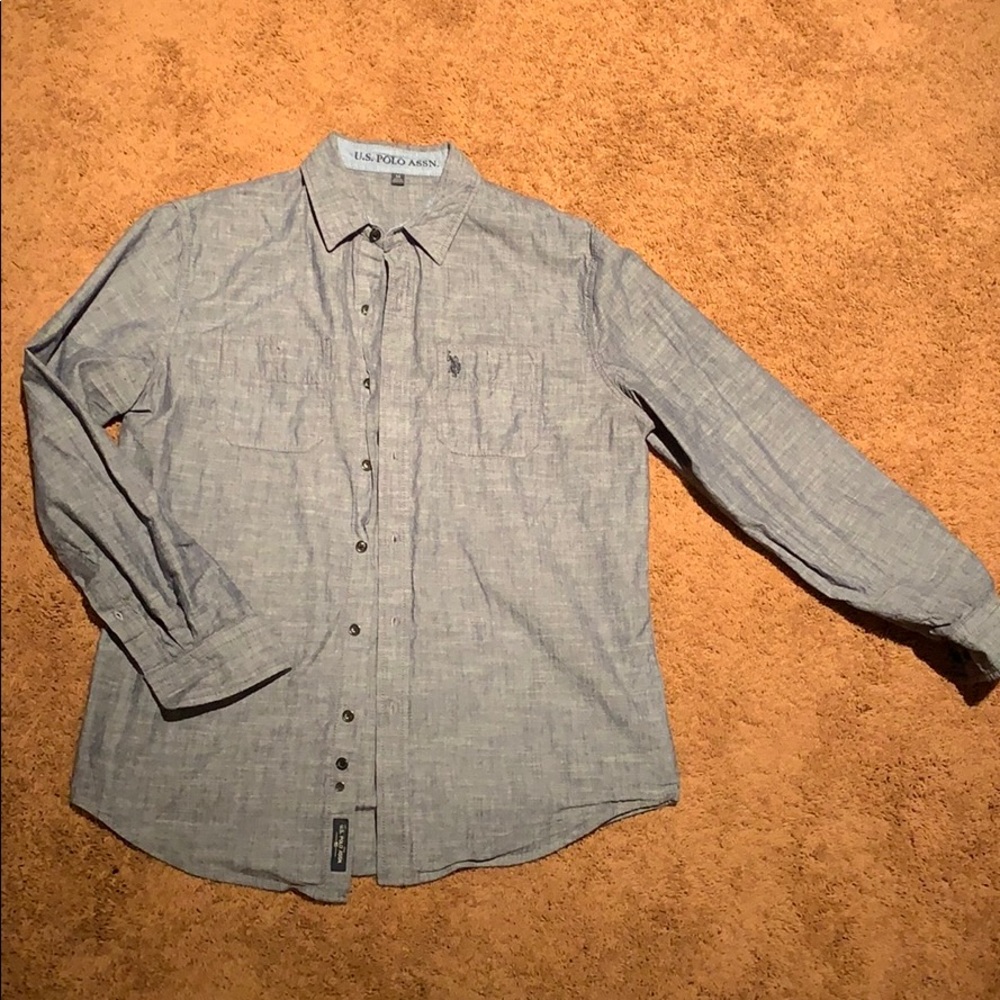 Medium Men’s U. S. P. A. shirt